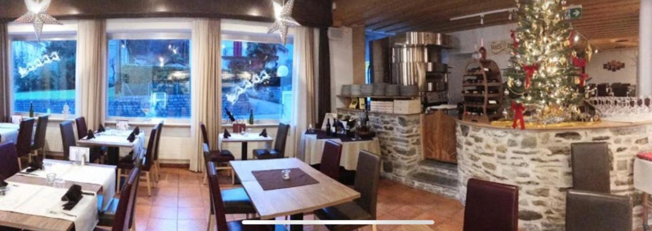 Ristorante Con Alloggio Val Sole Hotel Acquarossa Ngoại thất bức ảnh